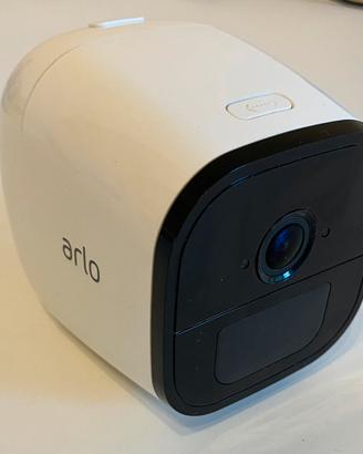 Videocamera Arlo Go v1 funzionante (SIM/ no WIFI)