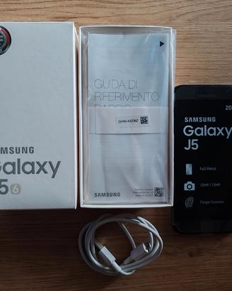 Samsung Galaxy J5 (2016) - Come Nuovo 