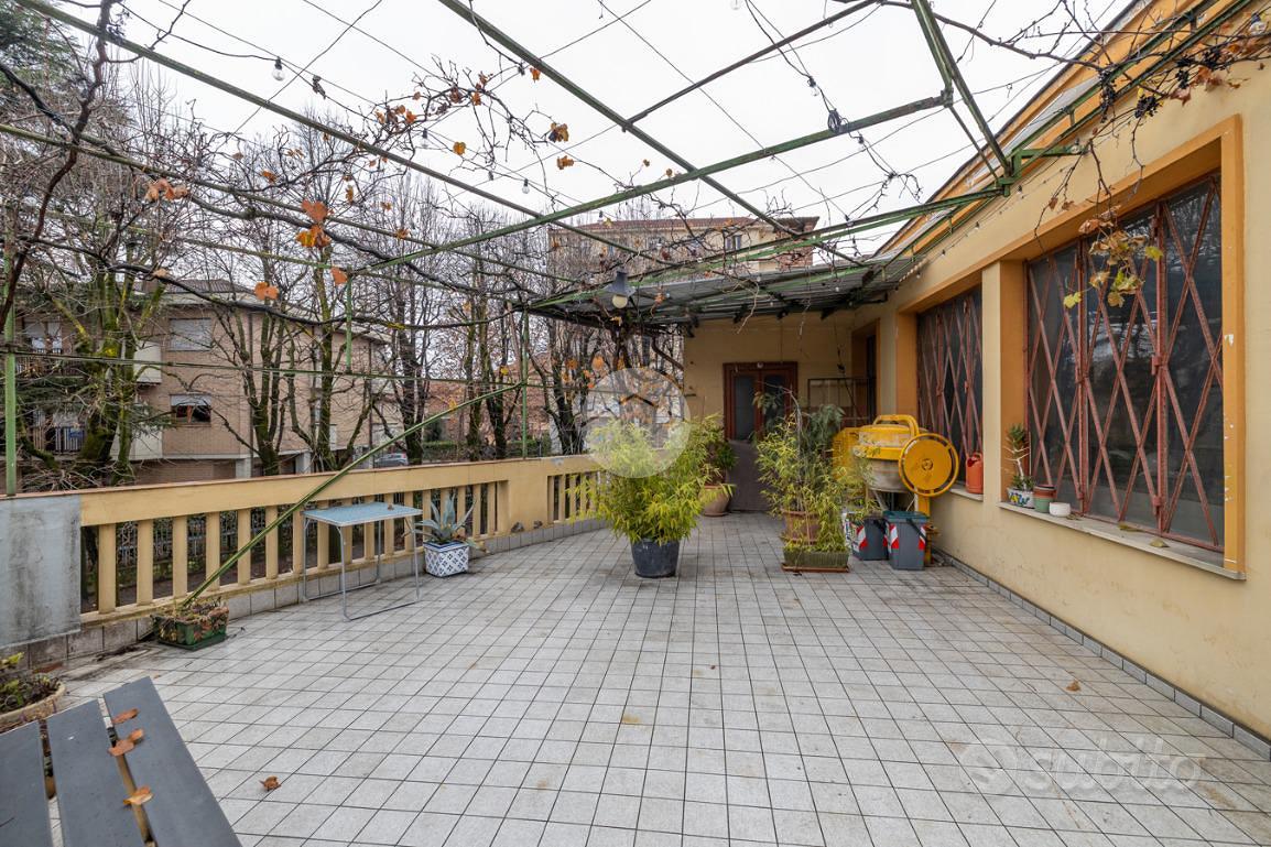 5 LOCALI A CHIERI - Vista 2