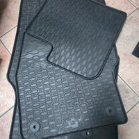 TAPPETTI IN GOMMA OPEL CORSA