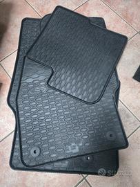 TAPPETTI IN GOMMA OPEL CORSA