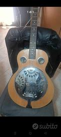 chitarra resofonica acustica 