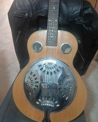 chitarra resofonica acustica 