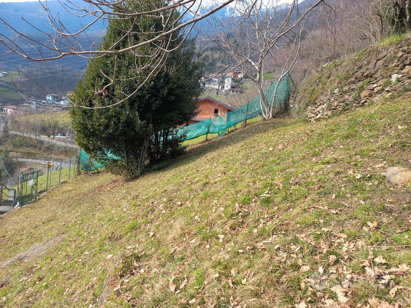 Zeme, 500 m²
