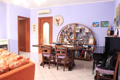 Villetta bifamiliare in zona tranquilla