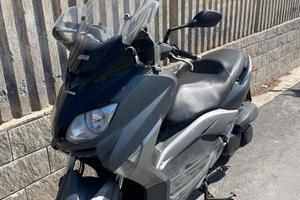 Yamaha X Max 250