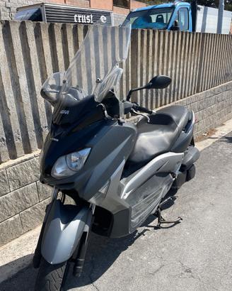 Yamaha X Max 250