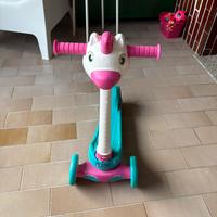 Monopattino unicorno