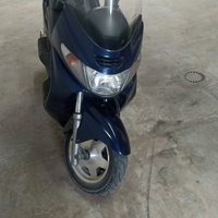 Suzuki Burgman 400