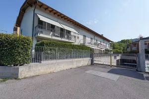 Appartamento di 85 m² con 3 locali e box auto dopp