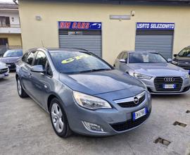 OPEL ASTRA 1.4 Turbo 140CV Sports Tourer Gpl