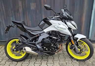 CF MOTO 650NK 2024