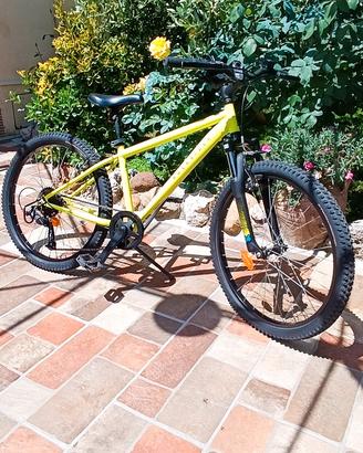 BICICLETTA RAGAZZO 24" POLLICI PARI AL NUOVO