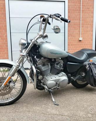 Harley Davidson Sportster XL 883
