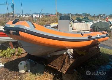 Joker boat 440 con 40hp evinrude etec