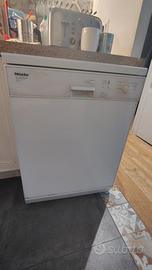 lavastoviglie Miele
