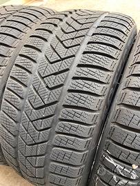 Gomme 255 40 19 pirelli invernali