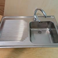 lavandino incasso con rubinetto per cucina inox