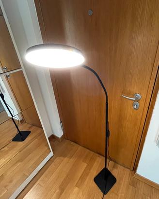 Lampada regolabile