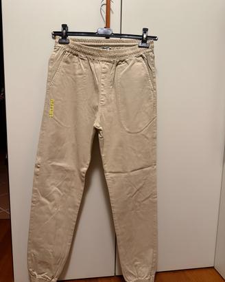 pantaloni iuter