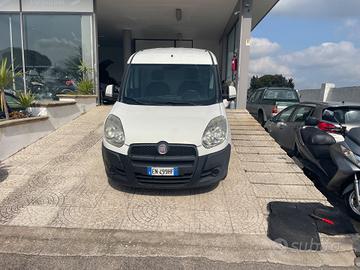 Fiat Doblo Doblò 1.4 T-Jet Natural Power PC-TN Car
