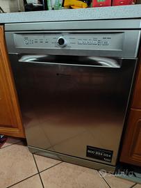 Lavastoviglie Ariston 