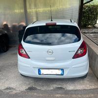 Opel corsa d 2010 5 porte diesel neopatentati