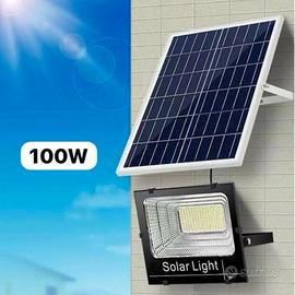 Faro con pannello solare 100W