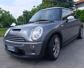 Cooper s r53