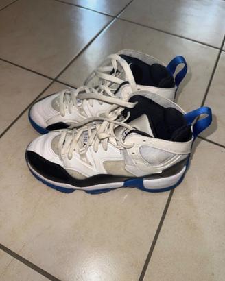 Jordan True Flight