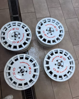 Cerchi oz racing