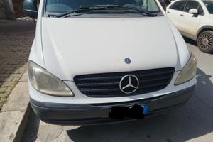 Furgone vito 109
