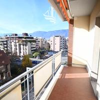 Trilocale con balcone a Bolzano - Via Capri