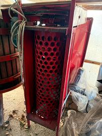 Pigiatrice elettrica + Torchio da 50 per uva