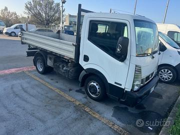 NISSAN CABSTAR NT400 35.15 RIBALTABILE TRILATERALE