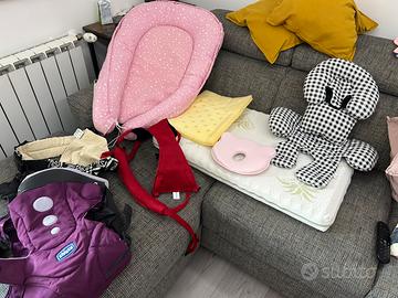 MATERASSINO E ATTREZZATURA BIMBI