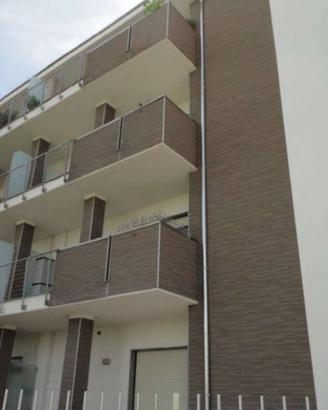 Immobile in asta di 71 m² con più di 5 locali a Cu