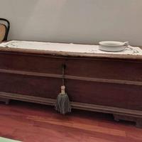 Cassapanca romagnola antica in noce