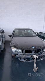 BMW 325i E90 con documenti italiani