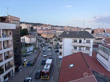 4 LOCALI A CATANZARO