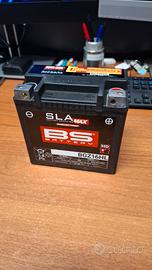 Batteria Harley Davidson Roadster xl1200cx.