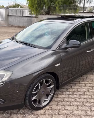 Lancia Delta 1.9 MJT Twinturbo Platino Tetto Aprib