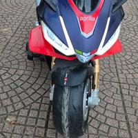 Moto Elettrica Aprilia RS660 per bambini 