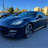 Porsche Panamera 4.8  4S 2011