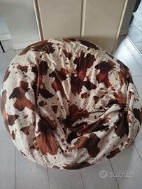 Pouf morbido in tessuto