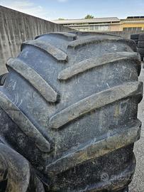 Gomme trebbia 1050/50 R 32 184A8/B MICHELIN usate
