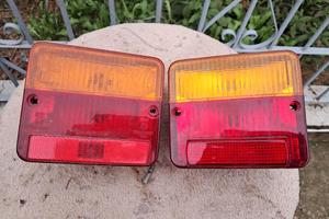 fari posteriori ape 50