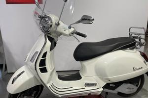 Piaggio Vespa 125 GTS Super abs garanzia parabrezz