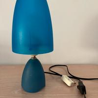 Lampada da comodino cameretta blu