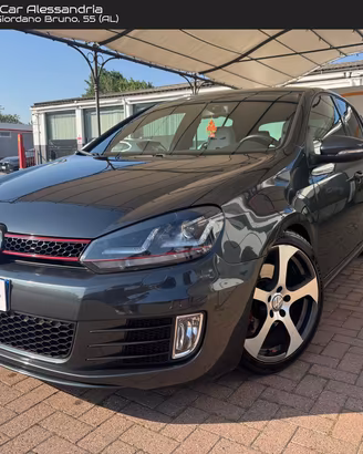 Volkswagen Golf GTI 2.0 GTI #10530